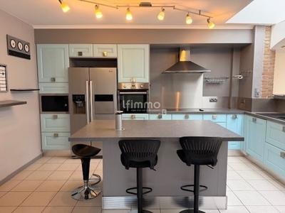 Maison - 160 m² - 7 pièces