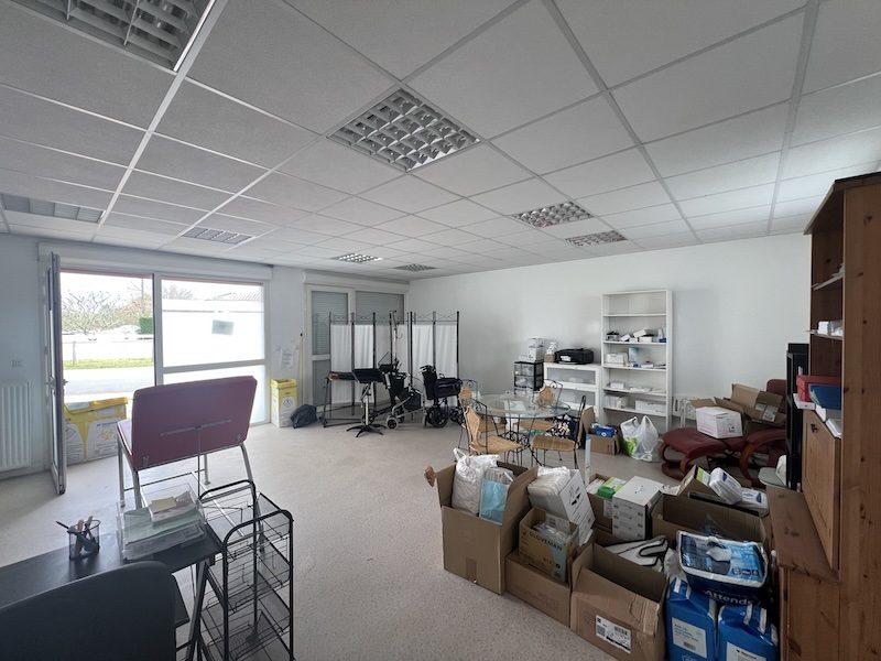 Local d'activités - 350 m² - 11 pièces