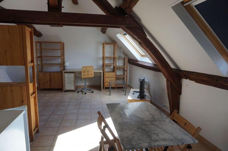 Studio - 25 m² - 1 pièce