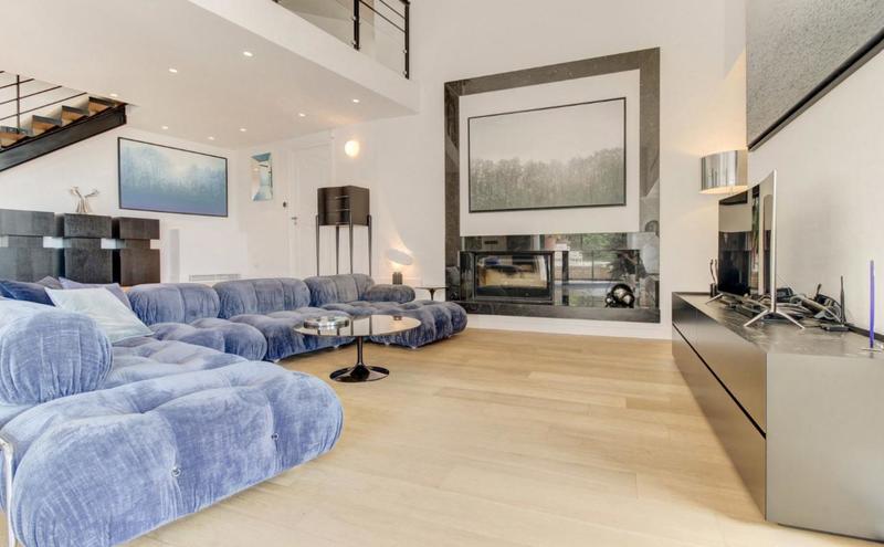 Demeure - 465 m² - 9 pièces