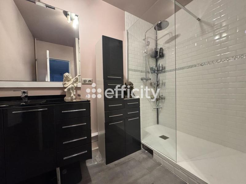 Appartement ancien - 115 m² - 5 pièces