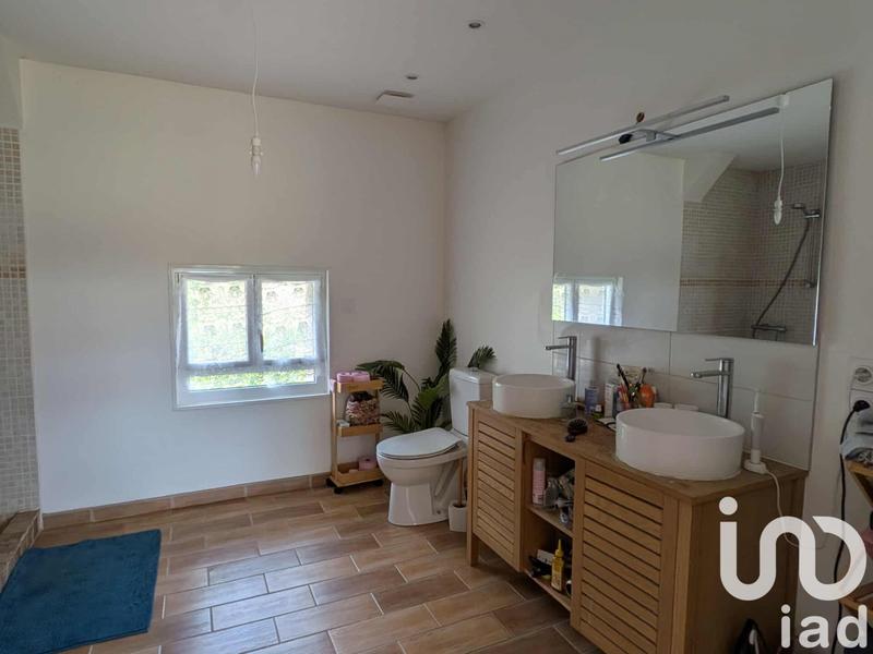 Maison - 184 m² - 7 pièces