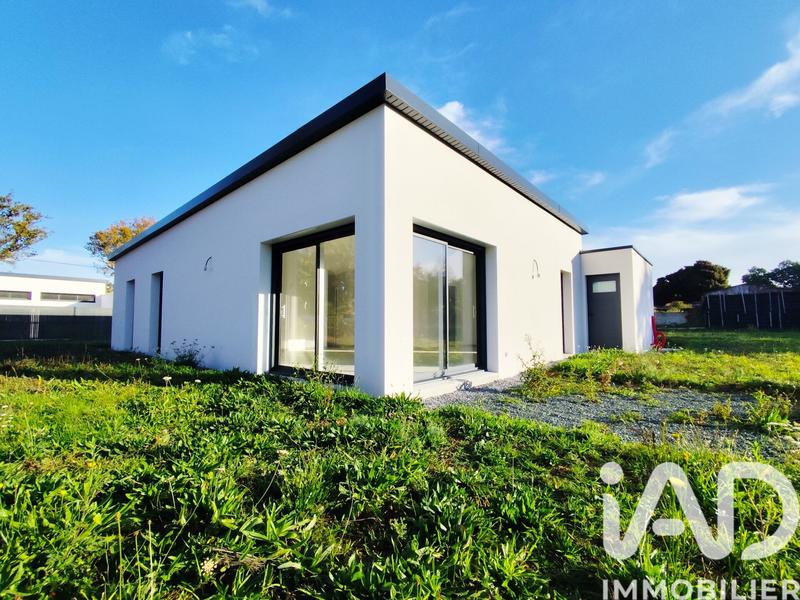 Maison - 95 m² - 5 pièces