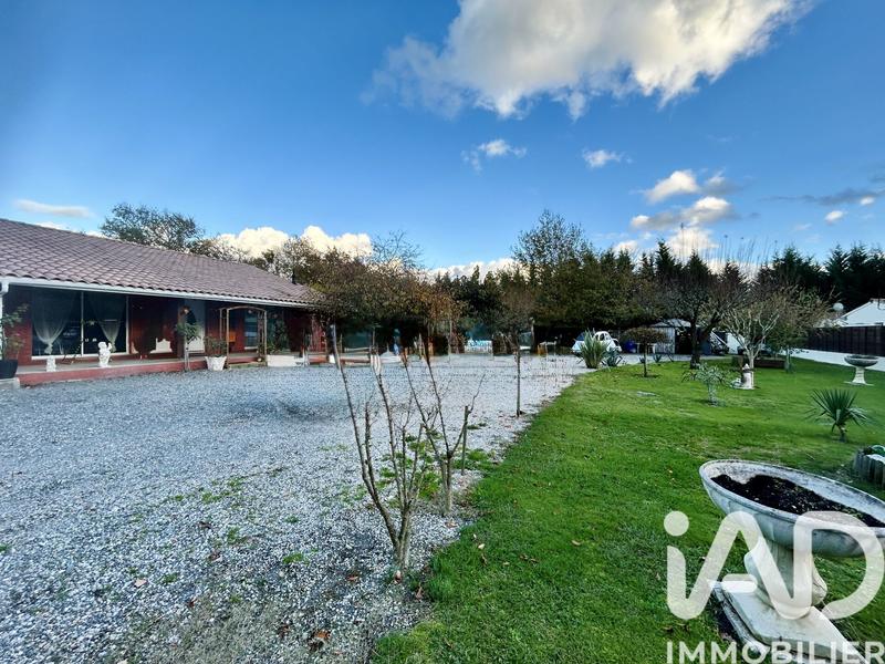 Maison - 94 m² - 4 pièces