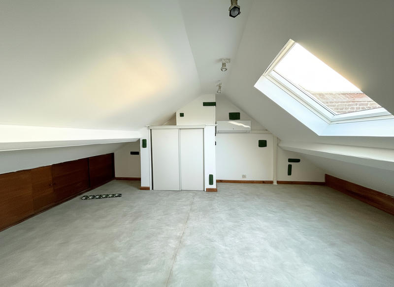 Maison - 102 m² - 4 pièces