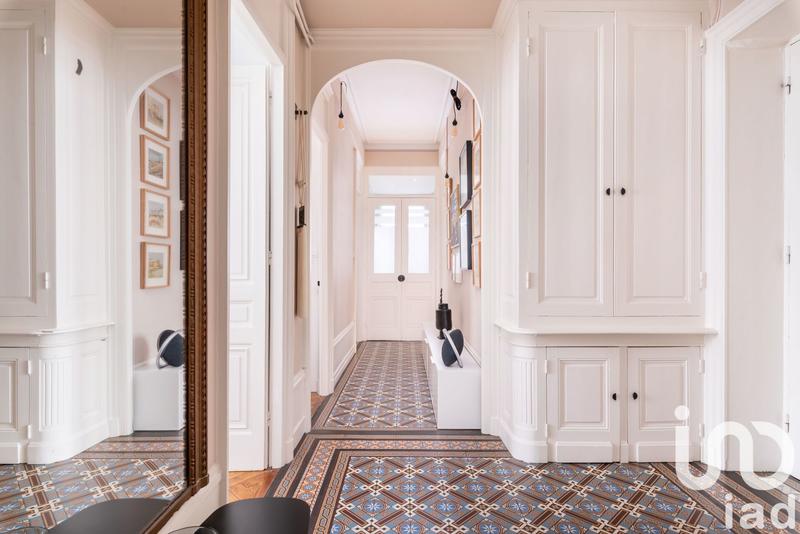 Appartement - 121 m² - 5 pièces