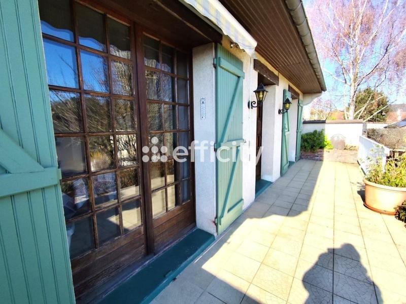 Pavillon - 150 m² - 5 pièces