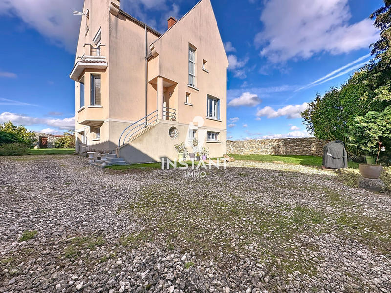 Maison ancienne - 228 m² - 7 pièces