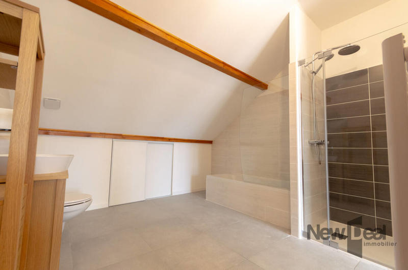 Appartement - 120 m² - 5 pièces