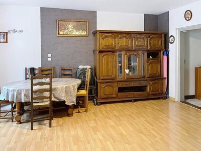 Appartement - 80 m² - 3 pièces