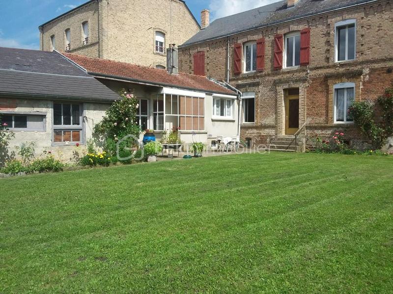 Maison - 272 m² - 10 pièces