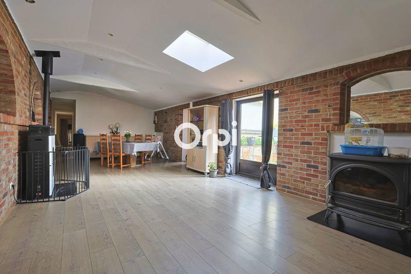 Maison - 140 m² - 5 pièces