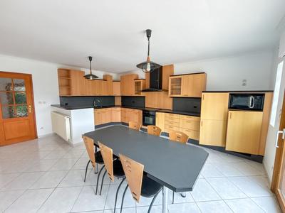 Maison - 169 m² - 6 pièces