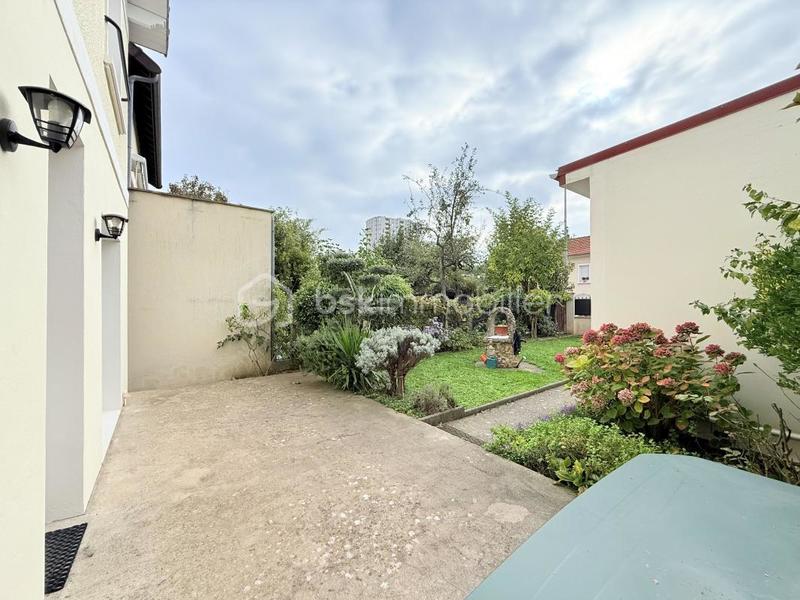 Maison - 108 m² - 6 pièces