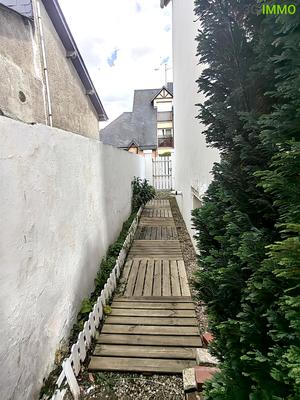 Maison - 95 m² - 5 pièces