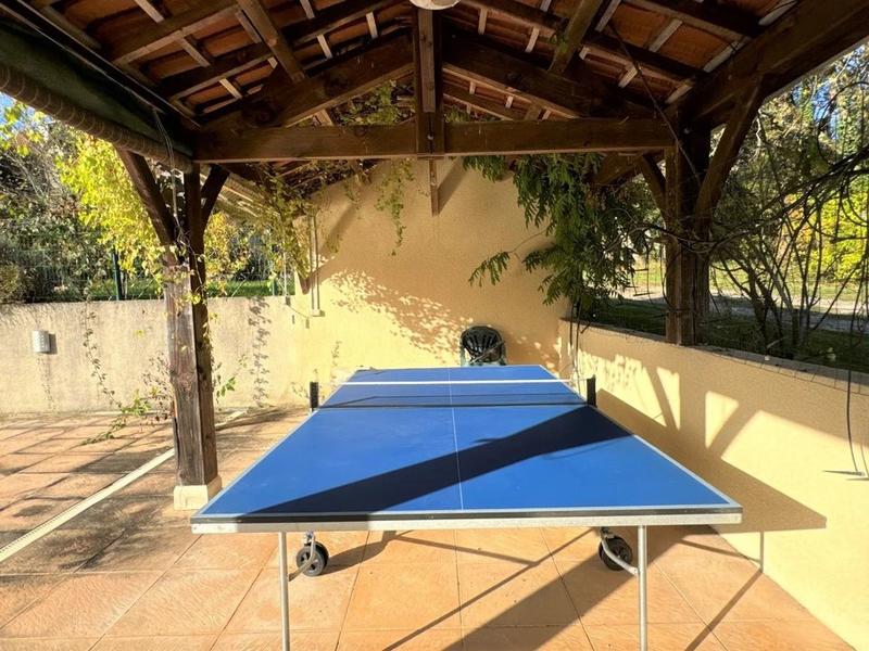 Propriété - 204 m² - 9 pièces