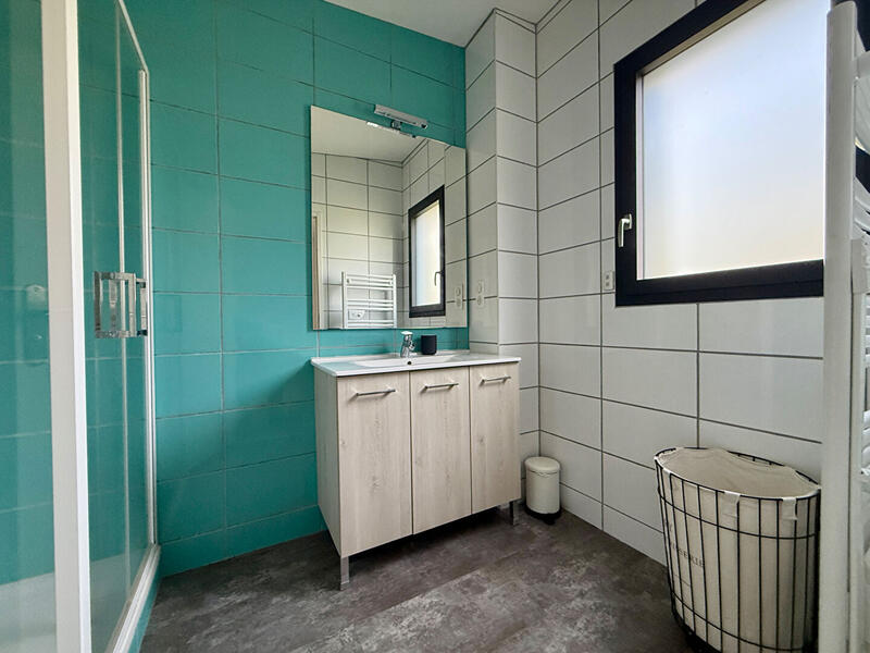 Maison - 102 m² - 4 pièces