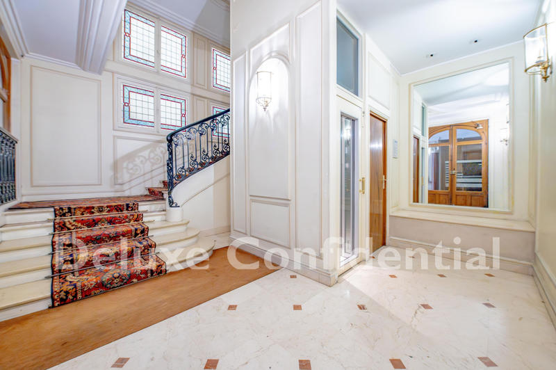 Appartement - 131 m² - 4 pièces