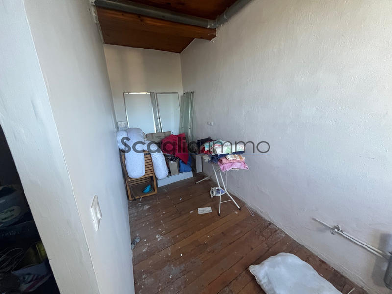 Maison - 250 m² - 8 pièces