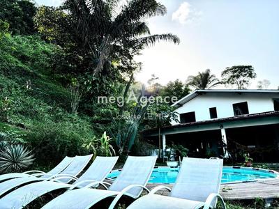 Maison de campagne - 415 m² - 10 pièces