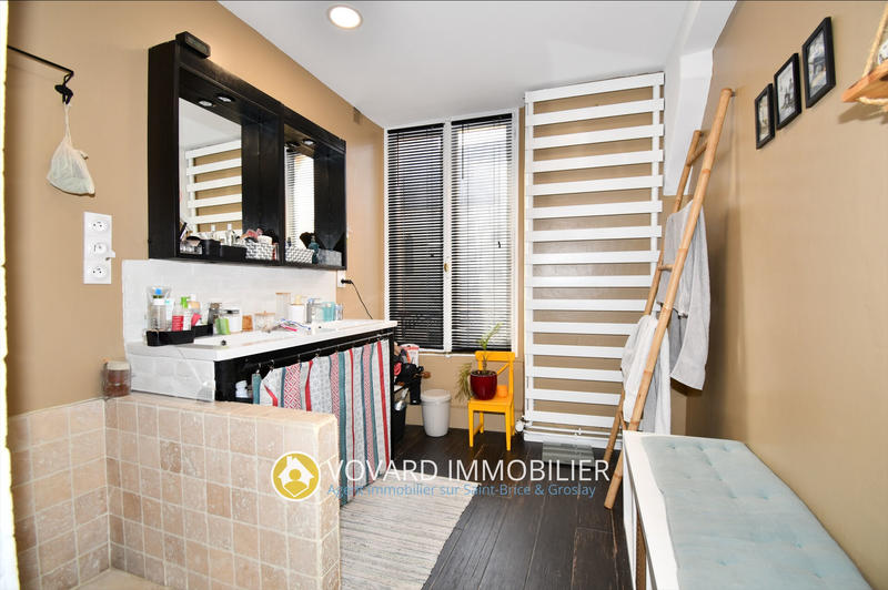 Maison - 175 m² - 6 pièces