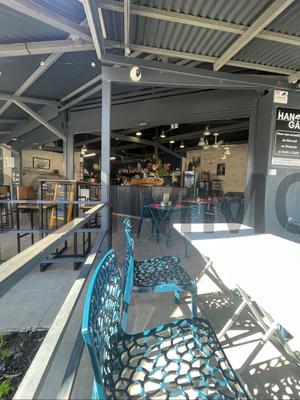 Fonds de commerce - Magasins - 178 m²