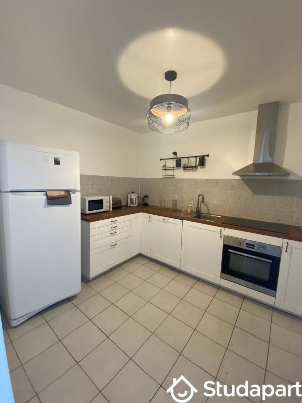 Chambre - 13 m² - 1 pièce