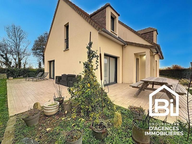 Maison - 145 m² - 6 pièces