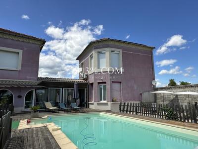 Maison chambre d'hôtes - 286 m² - 10 pièces