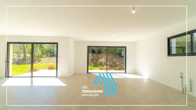 Villa - 130 m² - 6 pièces