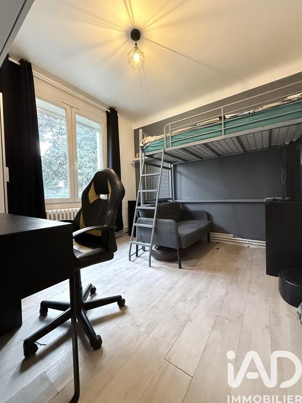 Maison - 100 m² - 5 pièces