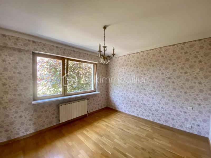 Pavillon - 110 m² - 5 pièces