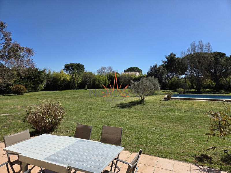 Maison - 246 m² - 6 pièces