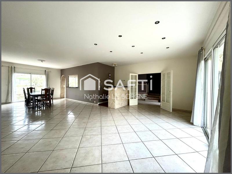 Maison - 158 m² - 5 pièces