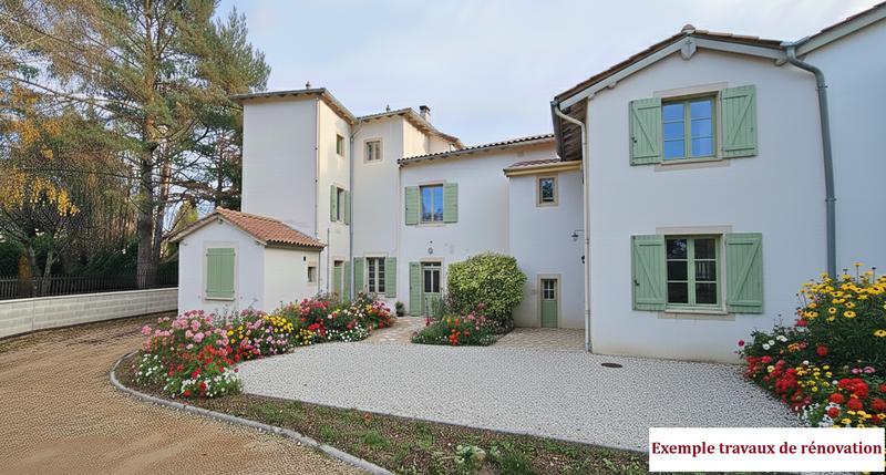 Maison - 270 m² - 7 pièces