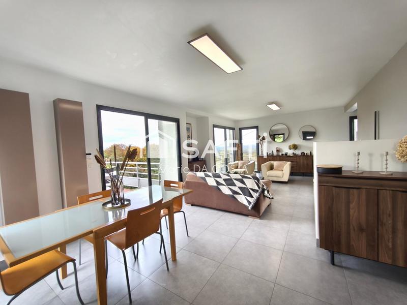 Maison - 168 m² - 5 pièces