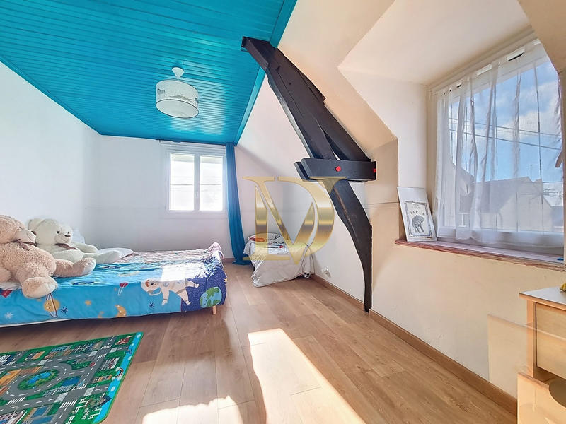 Maison ancienne - 181 m² - 6 pièces