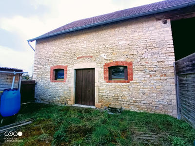 Maison - 160 m² - 2 pièces