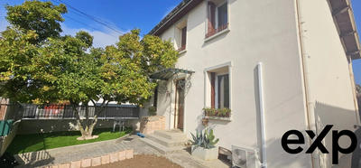 Maison - 140 m² - 5 pièces