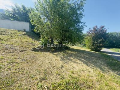Terrain constructible - 500 m²