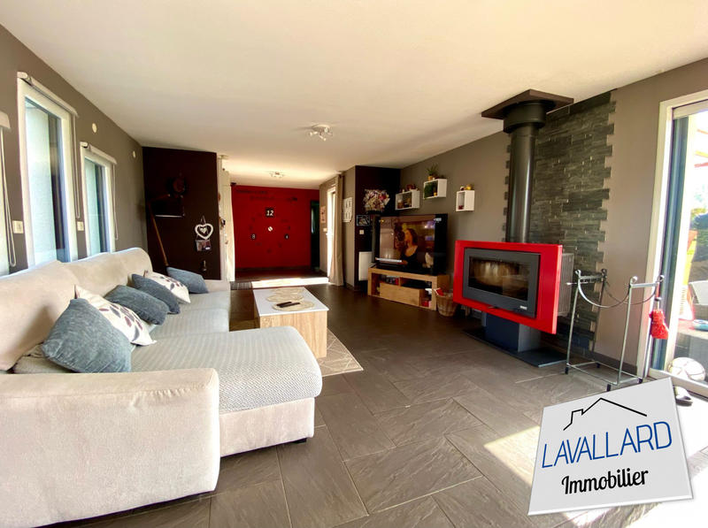 Maison contemporaine - 102 m² - 4 pièces