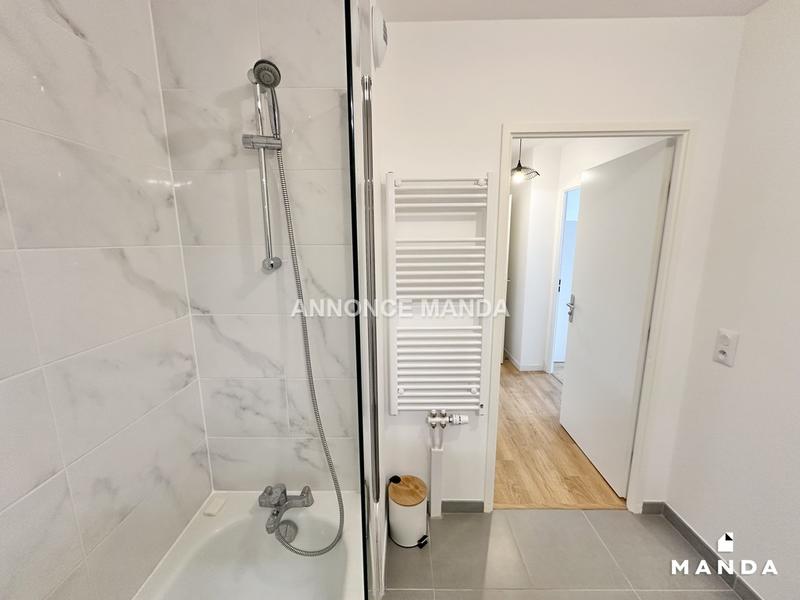 Chambre - 12 m² - 4 pièces