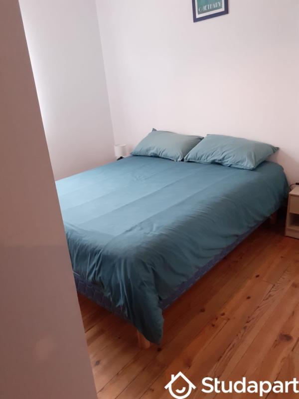 Chambre - 11 m² - 1 pièce