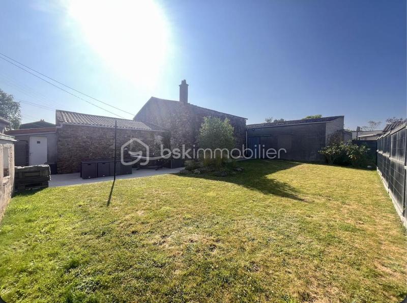 Maison en pierre - 117 m² - 6 pièces