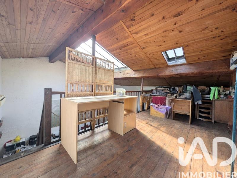 Maison - 200 m² - 7 pièces