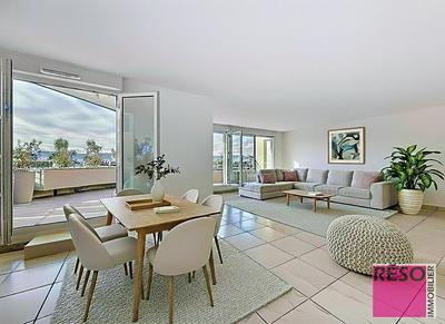 Appartement - 138 m² - 5 pièces