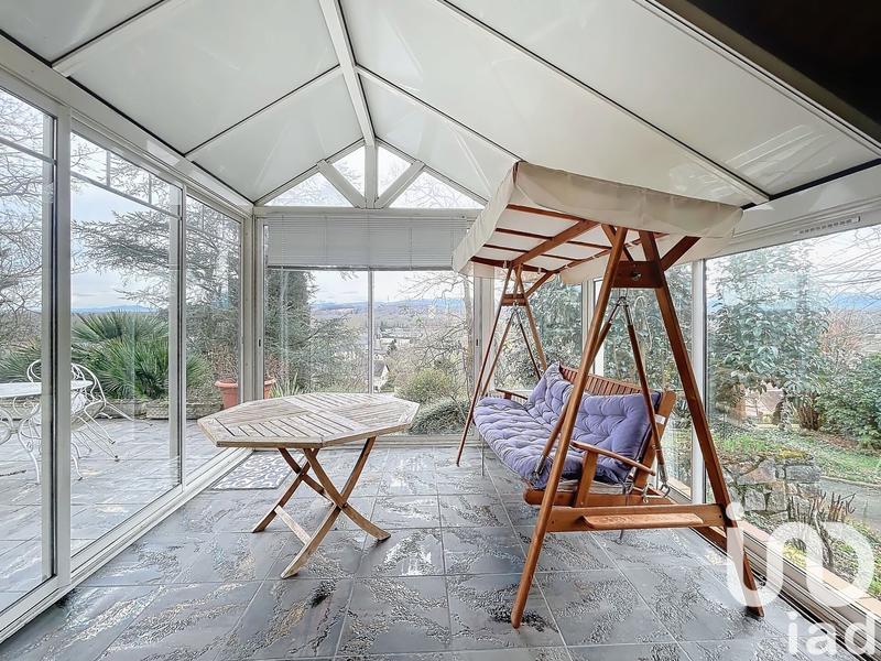 Maison - 288 m² - 11 pièces