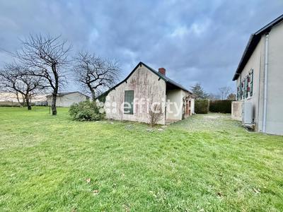 Maison - 136 m² - 4 pièces