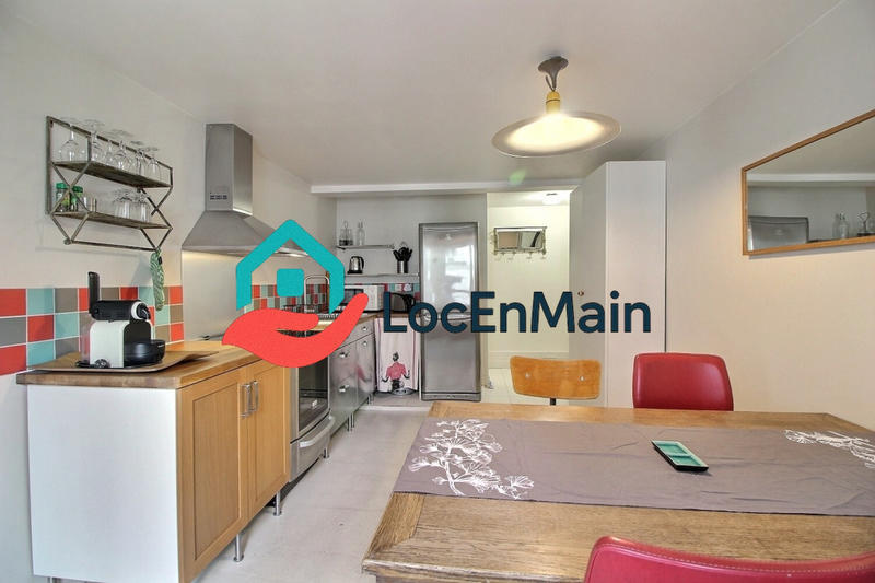 Studio - 40 m² - 1 pièce