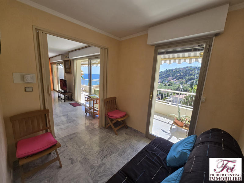 Appartement - 99 m² - 4 pièces